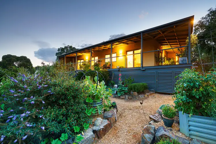 18 Pitman Street, Chewton VIC 3451