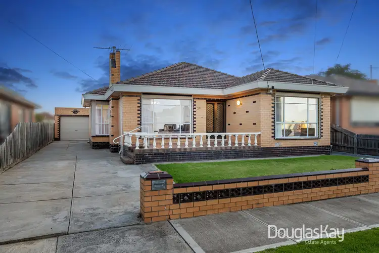 29 Joan Street, Sunshine West VIC 3020