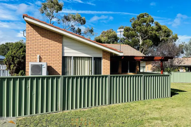 4/11/14 Boolaroo Place, Orange NSW 2800