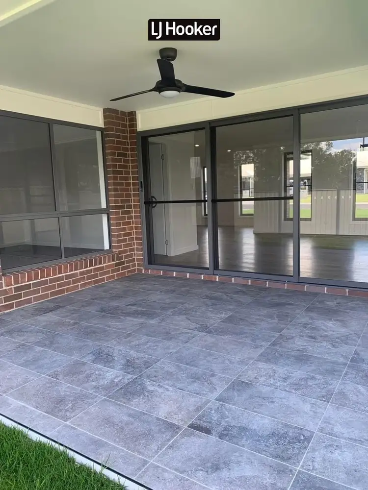 Seventh view of Homely house listing, 8 Max Place, Inverell NSW 2360