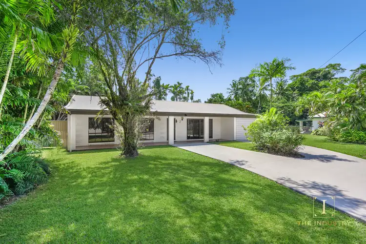 2 Parton Close, White Rock QLD 4868