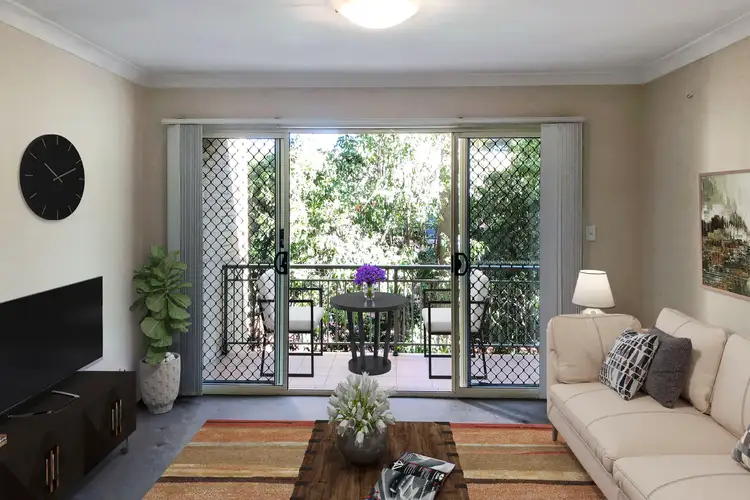 Main view of Homely unit listing, 16/10-14 Preston Avenue, Engadine NSW 2233
