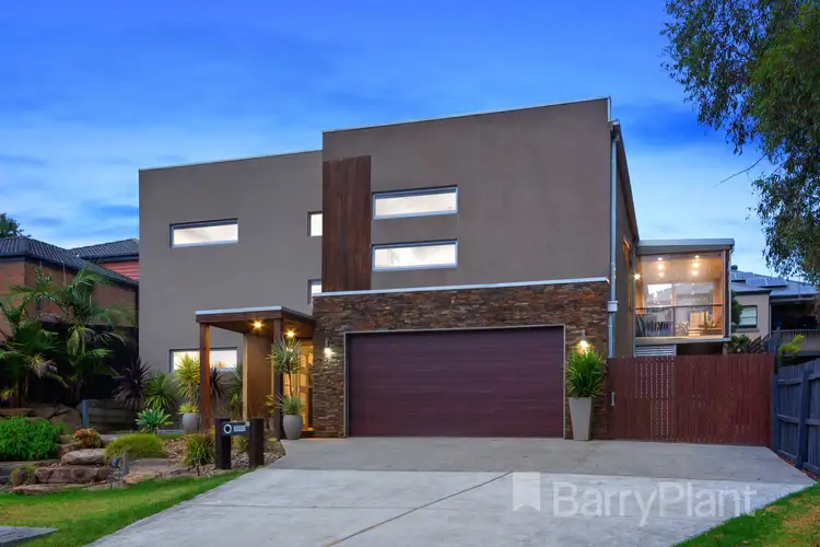 55 Tiverton Circuit, Mooroolbark VIC 3138