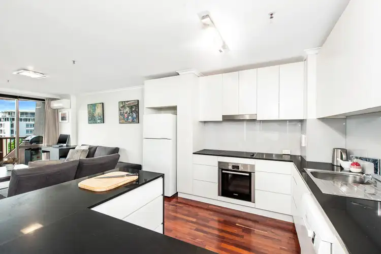 Third view of Homely apartment listing, 32/110 Sussex Street, Sydney NSW 2000