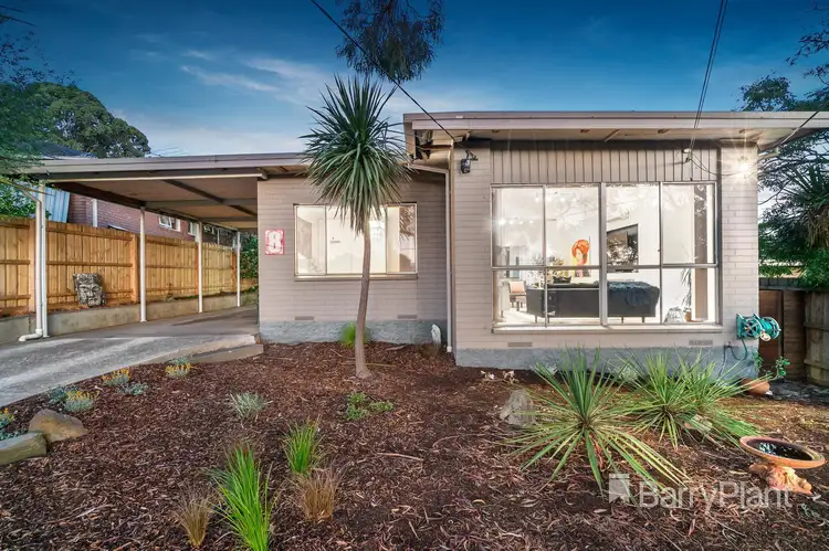 8 Sainsbury Avenue, Greensborough VIC 3088