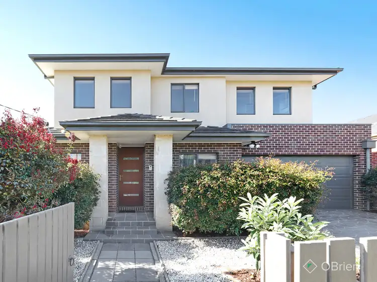 Main view of Homely townhouse listing, 1A Marquis Road, Bentleigh VIC 3204