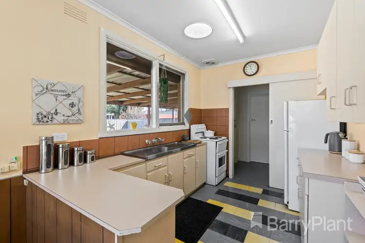 Sixth view of Homely house listing, 10 Wallara Crescent, Bundoora VIC 3083