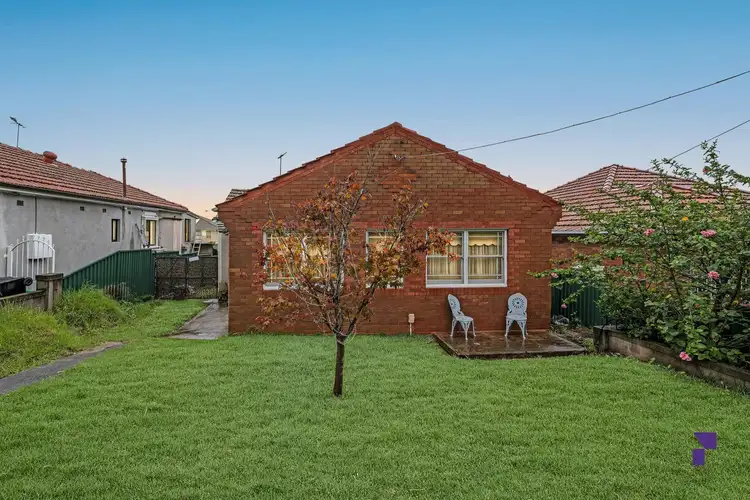 16 Carrisbrook Avenue, Punchbowl NSW 2196