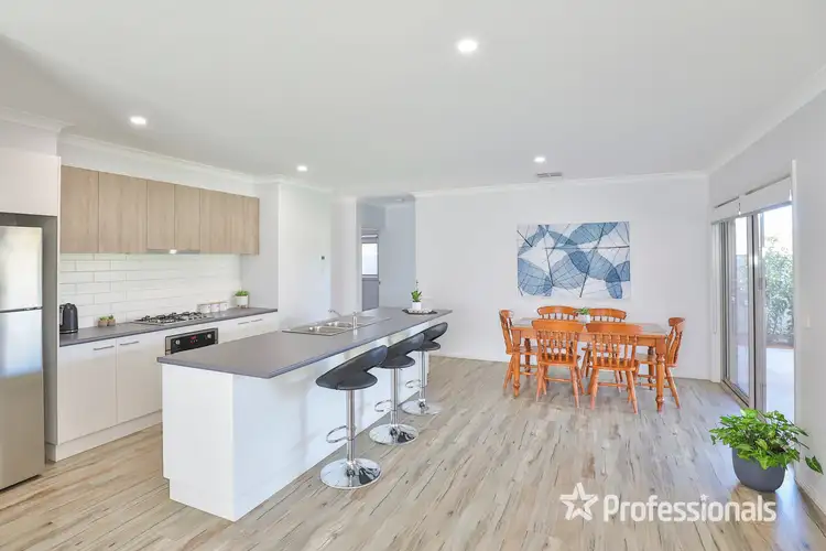 Fifth view of Homely house listing, 5 Central Park Drive, Mildura VIC 3500