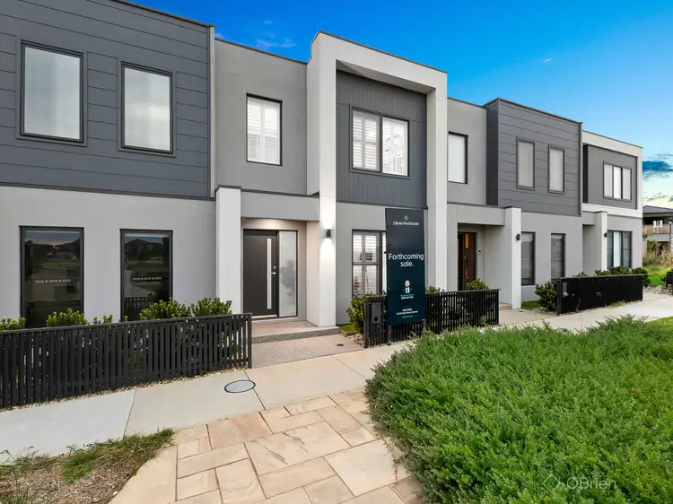 13 Parapet Lane, Clyde North VIC 3978