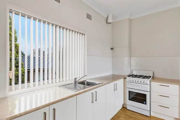 Second view of Homely unit listing, 11/30 Rowland Avenue, Wollongong NSW 2500