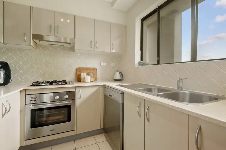 Fourth view of Homely apartment listing, 23/11 Sturdee Parade, Dee Why NSW 2099