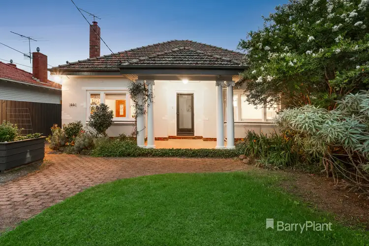 23 Hillside Avenue, Northcote VIC 3070