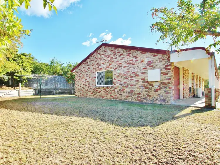 Second view of Homely house listing, 2 Waratah Place, Kawana QLD 4701