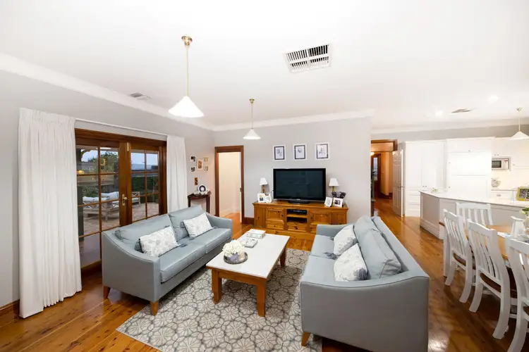 Sixth view of Homely house listing, 6 Kanga Place, Gordon ACT 2906