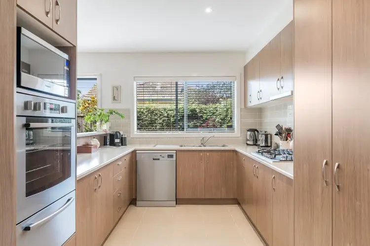 1/36 Myrtle Grove, North Shore VIC 3214