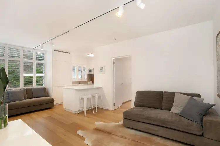 2/2 Harland Street
