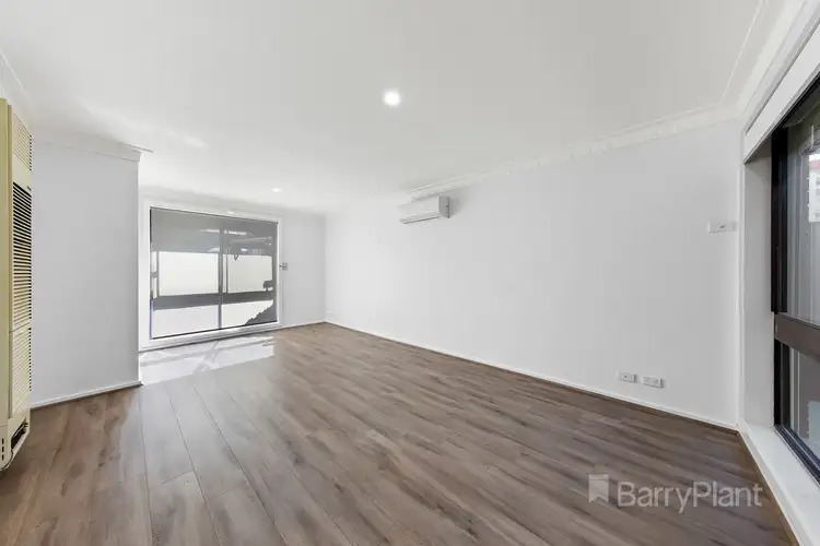 Second view of Homely unit listing, 2/7-9 Disraeli Street, St Albans VIC 3021