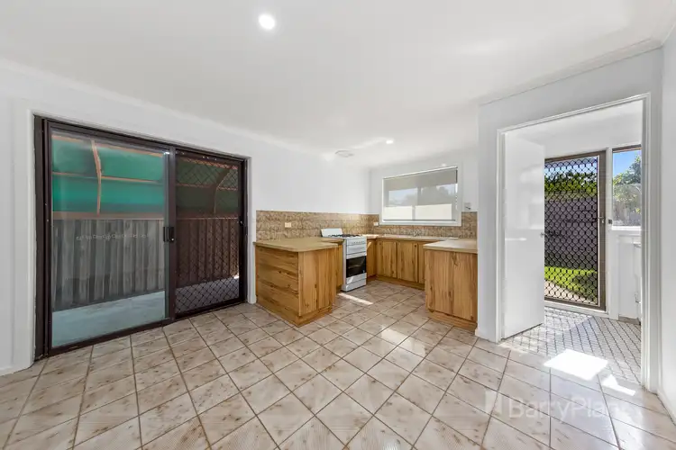 Fourth view of Homely unit listing, 2/7-9 Disraeli Street, St Albans VIC 3021