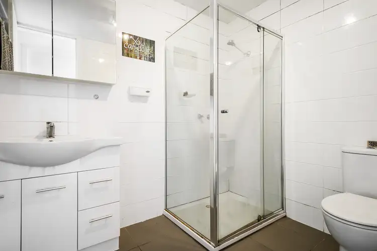 Fourth view of Homely apartment listing, 5/213 Normanby Road, Notting Hill VIC 3168