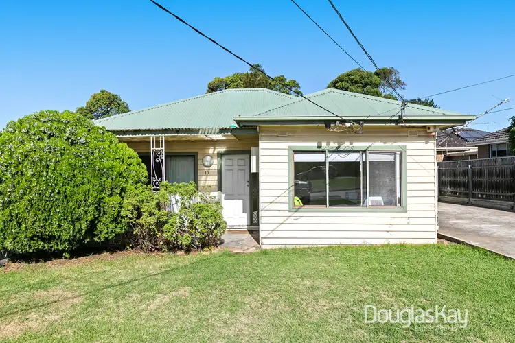 15 Mayne Street, Sunshine West VIC 3020