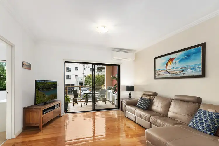 Second view of Homely unit listing, 19/2-10 Hawkesbury Avenue, Dee Why NSW 2099
