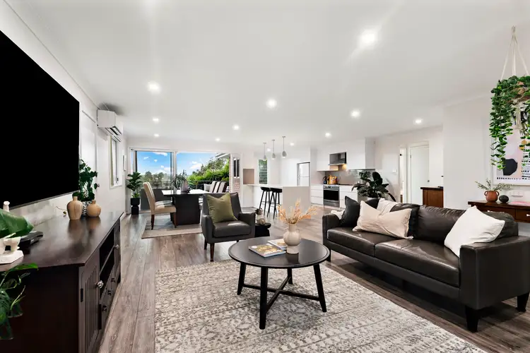 Second view of Homely house listing, 5 Mountview Place, Aberglasslyn NSW 2320