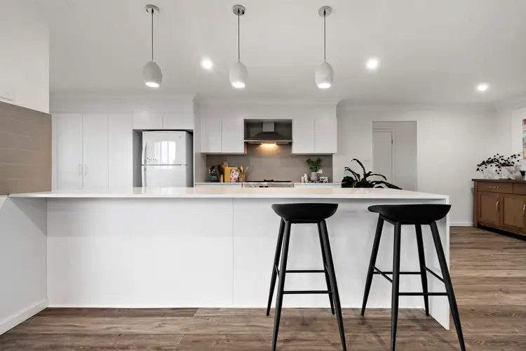 Third view of Homely house listing, 5 Mountview Place, Aberglasslyn NSW 2320