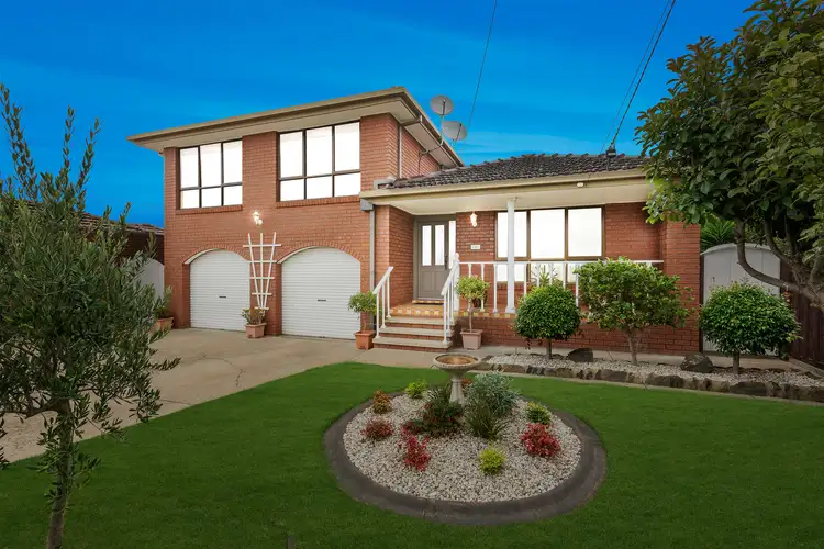 2 Manooka Court, Bell Park VIC 3215