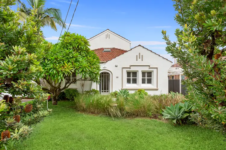 18 Lakeside Avenue, Monterey NSW 2217