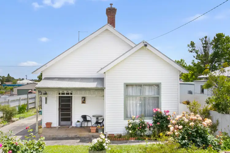 33 Campbell Street, Colac VIC 3250