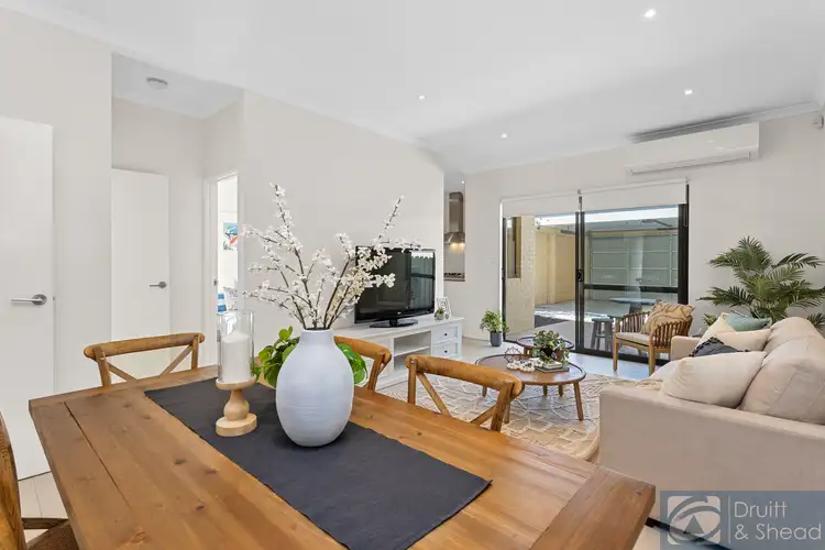 Seventh view of Homely house listing, 8 Oxted Link, Butler WA 6036
