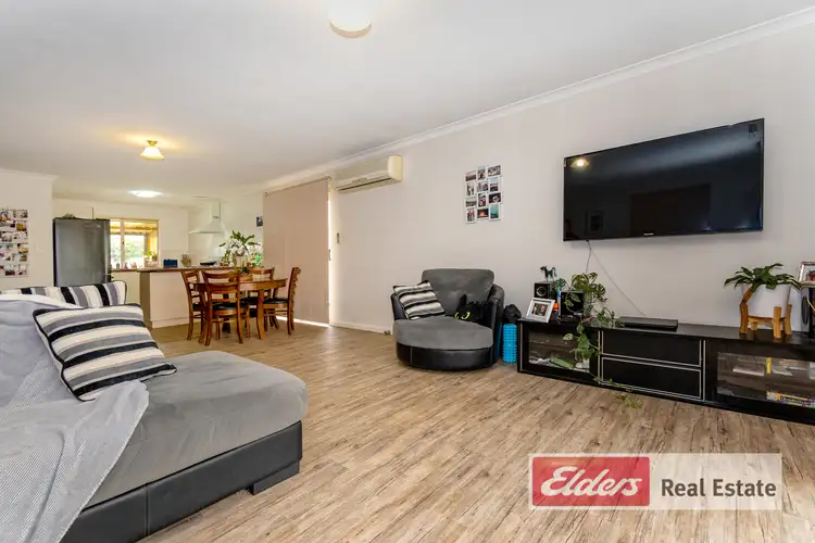 Sixth view of Homely house listing, 5 Seville Way, Orana WA 6330