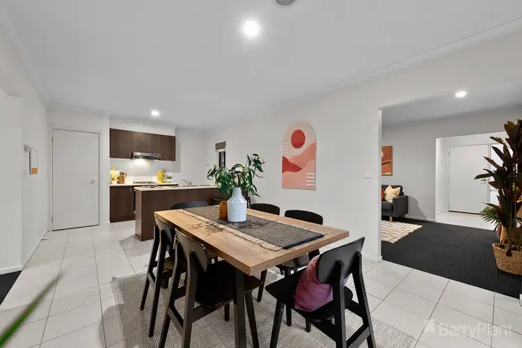 Fourth view of Homely house listing, 16 Kingsdale Crescent, Pakenham VIC 3810