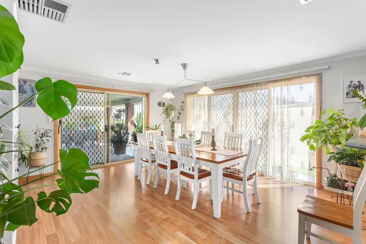 2 Ambrosini Court, Woodcroft SA 5162