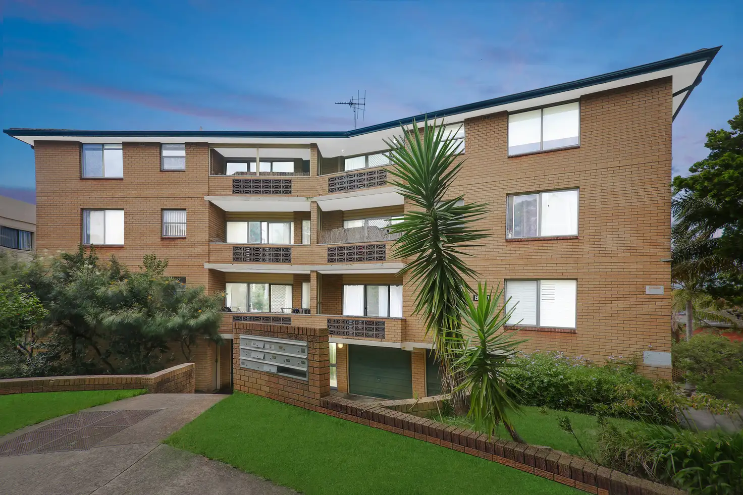 Main view of Homely unit listing, 3/8-10 St Andrews Place, Cronulla NSW 2230