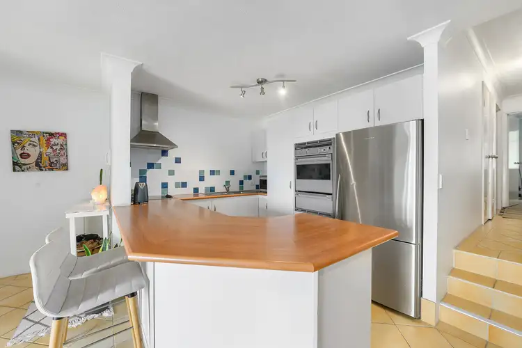 Sixth view of Homely unit listing, 7/34 Hill Avenue, Burleigh Heads QLD 4220
