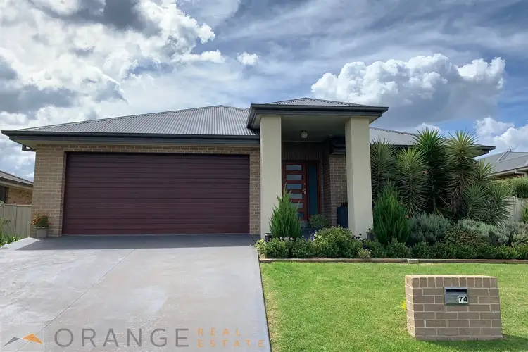 74 Diamond Drive, Orange NSW 2800