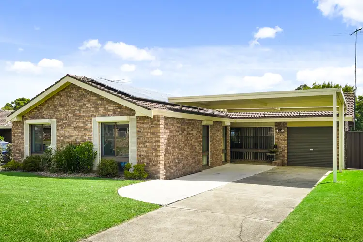 6 Newtimber Circuit, St Clair NSW 2759