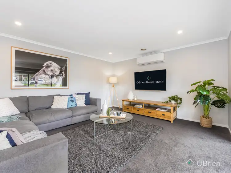 Fourth view of Homely house listing, 6 Joan Court, Skye VIC 3977