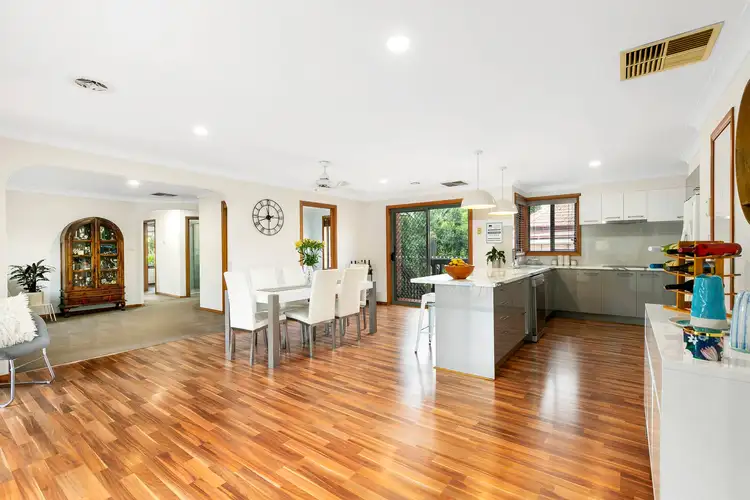 Sixth view of Homely house listing, 10 Willowtree Crescent, Niddrie VIC 3042