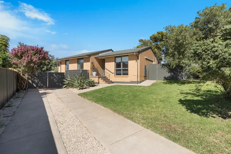 8a Olympia Crescent, Hackham West SA 5163