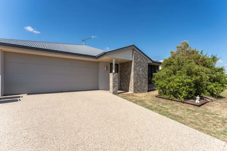8 Vale Street, Emerald QLD 4720