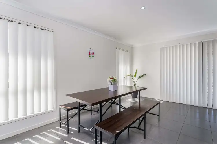 Fifth view of Homely house listing, 8 Vale Street, Emerald QLD 4720