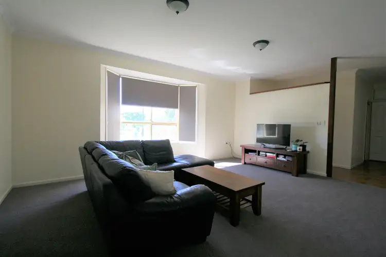 Fifth view of Homely house listing, 5 Kurrajong Close, Emerald QLD 4720