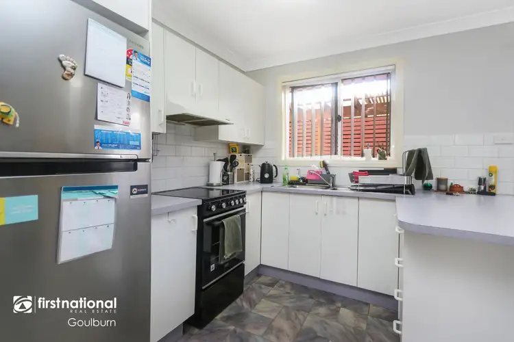 Sixth view of Homely house listing, 2/15 Paradise Place, Goulburn NSW 2580