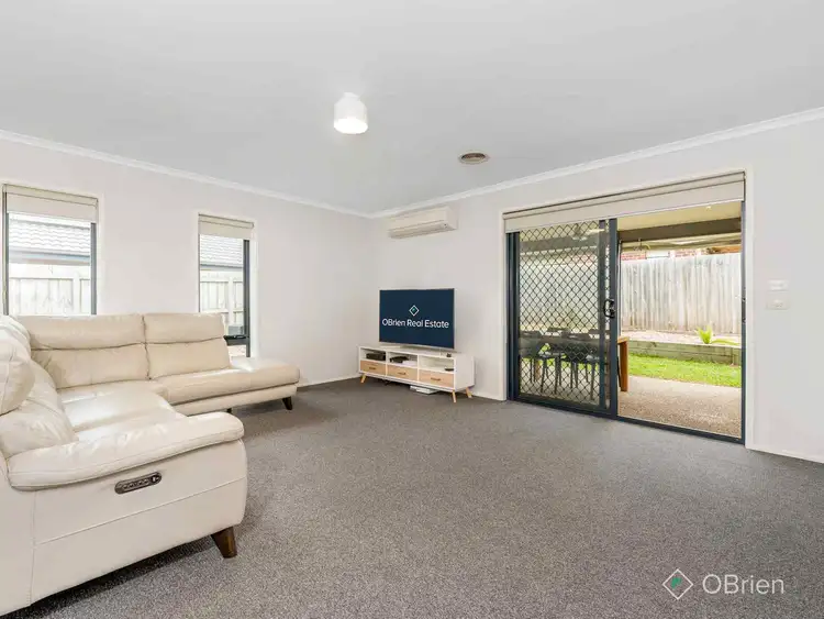 Sixth view of Homely house listing, 13 Birdrock Court, Carrum Downs VIC 3201