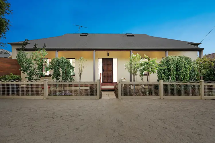 8 Sherbourne Terrace, Newtown VIC 3220