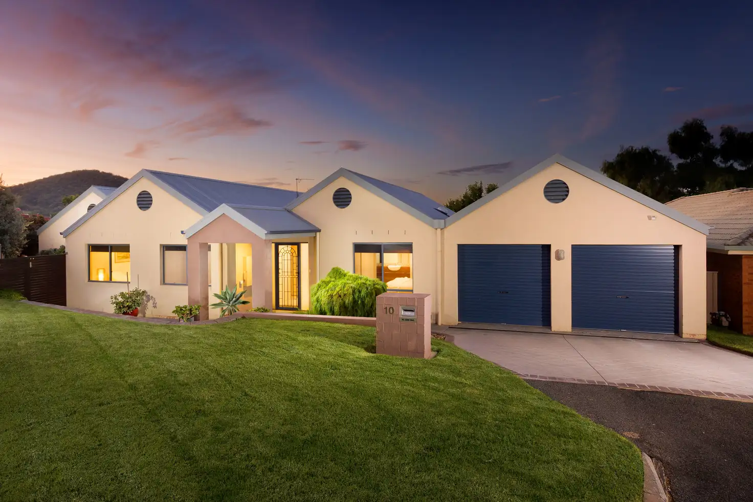 Main view of Homely house listing, 10 Irvine Court, Wodonga VIC 3690