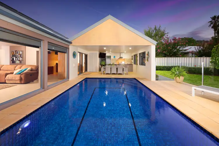 Second view of Homely house listing, 10 Irvine Court, Wodonga VIC 3690